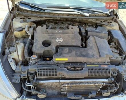 Белый Ниссан Теана, объемом двигателя 2.5 л и пробегом 331 тыс. км за 7500 $, фото 13 на Automoto.ua