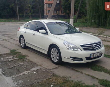 Белый Ниссан Теана, объемом двигателя 3.5 л и пробегом 112 тыс. км за 11200 $, фото 7 на Automoto.ua