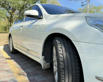 Белый Ниссан Теана, объемом двигателя 2.5 л и пробегом 193 тыс. км за 9100 $, фото 6 на Automoto.ua