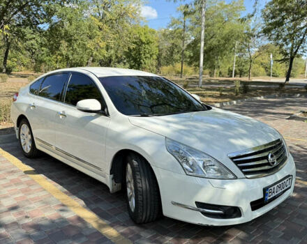 Белый Ниссан Теана, объемом двигателя 2.5 л и пробегом 193 тыс. км за 9100 $, фото 7 на Automoto.ua
