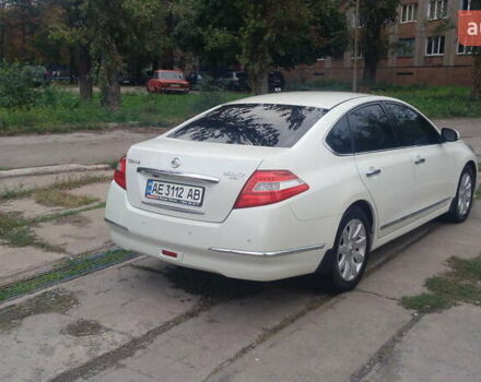 Белый Ниссан Теана, объемом двигателя 3.5 л и пробегом 112 тыс. км за 11200 $, фото 2 на Automoto.ua