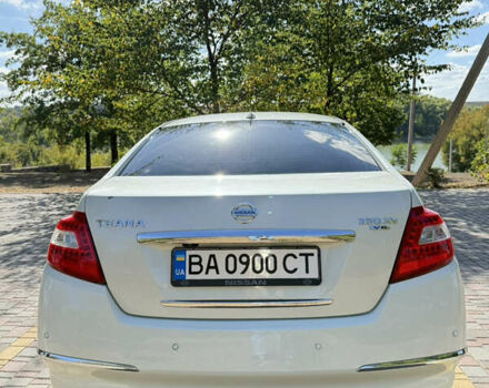 Белый Ниссан Теана, объемом двигателя 2.5 л и пробегом 193 тыс. км за 9100 $, фото 5 на Automoto.ua