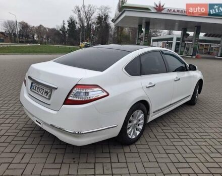 Білий Ніссан Теана, об'ємом двигуна 2.5 л та пробігом 185 тис. км за 8200 $, фото 5 на Automoto.ua