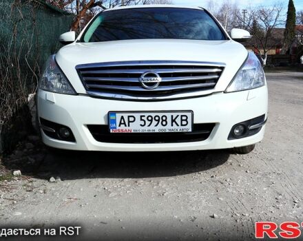 Белый Ниссан Теана, объемом двигателя 2.5 л и пробегом 177 тыс. км за 7900 $, фото 2 на Automoto.ua