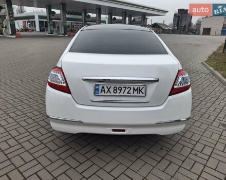 Білий Ніссан Теана, об'ємом двигуна 2.5 л та пробігом 185 тис. км за 8200 $, фото 1 на Automoto.ua