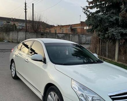 Белый Ниссан Теана, объемом двигателя 2.5 л и пробегом 150 тыс. км за 10000 $, фото 21 на Automoto.ua