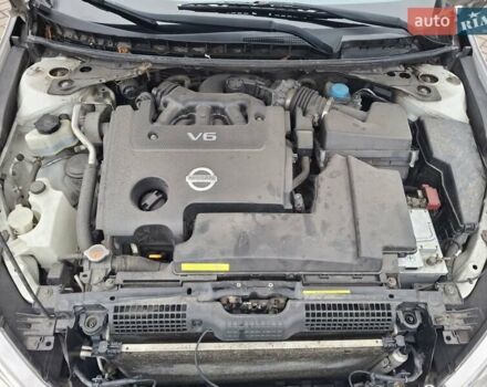 Білий Ніссан Теана, об'ємом двигуна 2.5 л та пробігом 185 тис. км за 8200 $, фото 26 на Automoto.ua