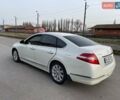 Белый Ниссан Теана, объемом двигателя 2.5 л и пробегом 150 тыс. км за 10000 $, фото 20 на Automoto.ua