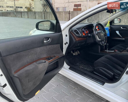 Білий Ніссан Теана, об'ємом двигуна 2.5 л та пробігом 259 тис. км за 6300 $, фото 7 на Automoto.ua