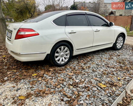 Белый Ниссан Теана, объемом двигателя 2.5 л и пробегом 240 тыс. км за 8499 $, фото 11 на Automoto.ua