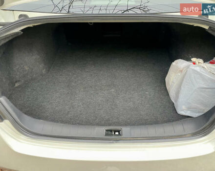 Белый Ниссан Теана, объемом двигателя 2.5 л и пробегом 240 тыс. км за 8499 $, фото 14 на Automoto.ua