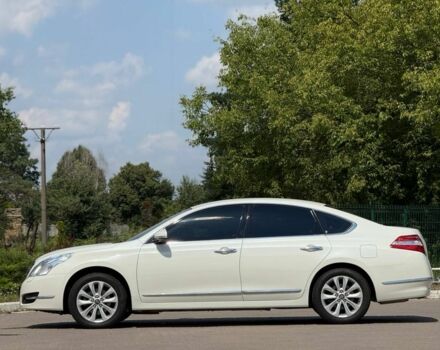 Білий Ніссан Теана, об'ємом двигуна 2.5 л та пробігом 235 тис. км за 8300 $, фото 4 на Automoto.ua
