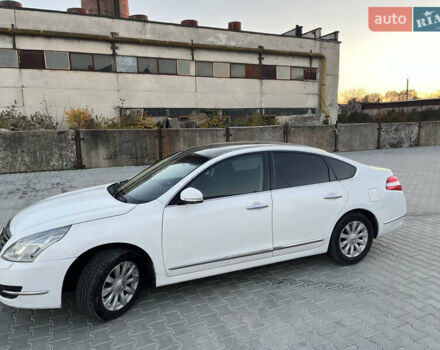 Белый Ниссан Теана, объемом двигателя 2.5 л и пробегом 260 тыс. км за 6000 $, фото 5 на Automoto.ua