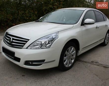Белый Ниссан Теана, объемом двигателя 2.5 л и пробегом 198 тыс. км за 7999 $, фото 4 на Automoto.ua