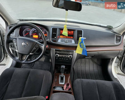Білий Ніссан Теана, об'ємом двигуна 2.5 л та пробігом 259 тис. км за 6300 $, фото 11 на Automoto.ua