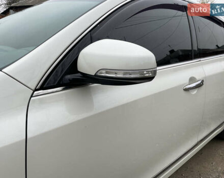 Белый Ниссан Теана, объемом двигателя 2.5 л и пробегом 240 тыс. км за 8499 $, фото 4 на Automoto.ua