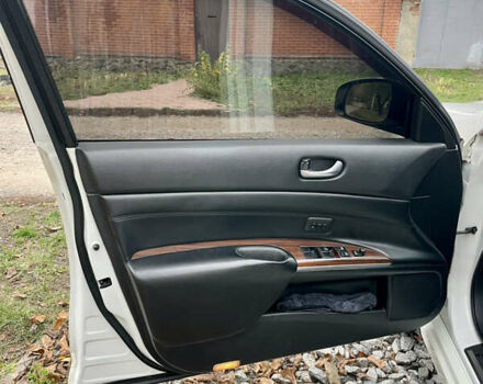 Белый Ниссан Теана, объемом двигателя 2.5 л и пробегом 240 тыс. км за 8499 $, фото 16 на Automoto.ua