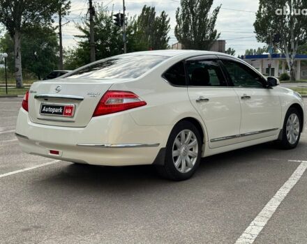 Белый Ниссан Теана, объемом двигателя 2.5 л и пробегом 150 тыс. км за 11490 $, фото 4 на Automoto.ua
