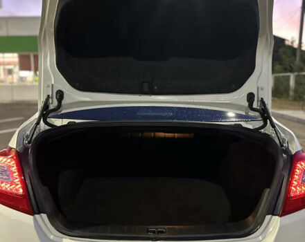 Ниссан Теана 2013 в Одессе на Automoto.ua Белый Ниссан Теана, объемом двигателя 2.5 л и пробегом 158 тыс. км за 8500 $, фото 15 на Automoto.ua