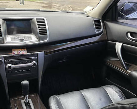 Белый Ниссан Теана, объемом двигателя 2.5 л и пробегом 239 тыс. км за 7700 $, фото 15 на Automoto.ua