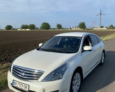 Белый Ниссан Теана, объемом двигателя 2.5 л и пробегом 183 тыс. км за 8200 $, фото 1 на Automoto.ua