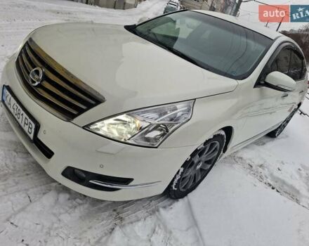 Білий Ніссан Теана, об'ємом двигуна 2.5 л та пробігом 191 тис. км за 9800 $, фото 1 на Automoto.ua