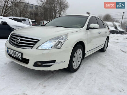 Білий Ніссан Теана, об'ємом двигуна 2.5 л та пробігом 191 тис. км за 7800 $, фото 1 на Automoto.ua