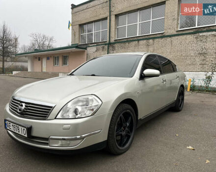 Бежевый Ниссан Теана, объемом двигателя 2.35 л и пробегом 155 тыс. км за 5700 $, фото 3 на Automoto.ua