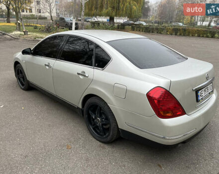 Бежевый Ниссан Теана, объемом двигателя 2.35 л и пробегом 155 тыс. км за 5700 $, фото 4 на Automoto.ua