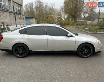 Бежевый Ниссан Теана, объемом двигателя 2.35 л и пробегом 155 тыс. км за 5700 $, фото 13 на Automoto.ua