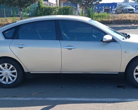 Бежевый Ниссан Теана, объемом двигателя 2.3 л и пробегом 300 тыс. км за 4300 $, фото 1 на Automoto.ua