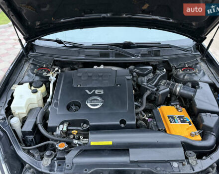 Черный Ниссан Теана, объемом двигателя 2.3 л и пробегом 334 тыс. км за 5500 $, фото 13 на Automoto.ua