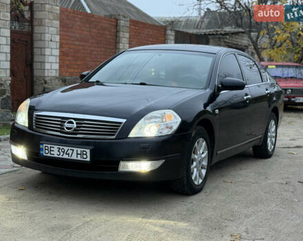 Черный Ниссан Теана, объемом двигателя 2.3 л и пробегом 334 тыс. км за 5500 $, фото 1 на Automoto.ua
