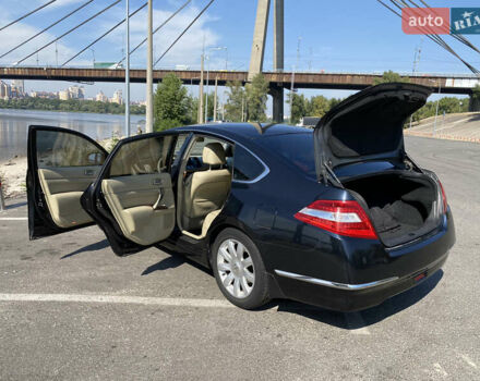 Черный Ниссан Теана, объемом двигателя 3.5 л и пробегом 215 тыс. км за 8000 $, фото 12 на Automoto.ua