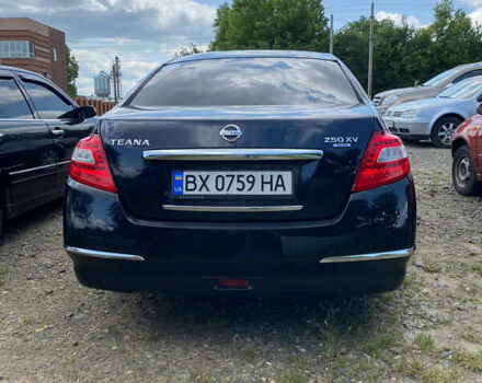Черный Ниссан Теана, объемом двигателя 2.5 л и пробегом 280 тыс. км за 6100 $, фото 6 на Automoto.ua