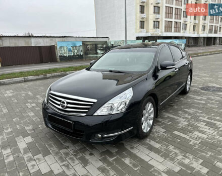 Черный Ниссан Теана, объемом двигателя 3.5 л и пробегом 255 тыс. км за 8000 $, фото 2 на Automoto.ua