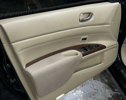 Черный Ниссан Теана, объемом двигателя 3.5 л и пробегом 215 тыс. км за 7700 $, фото 13 на Automoto.ua