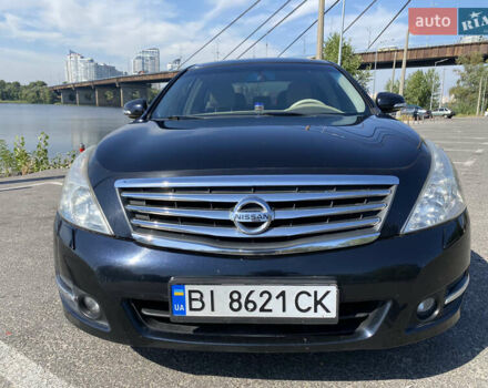 Черный Ниссан Теана, объемом двигателя 3.5 л и пробегом 215 тыс. км за 8000 $, фото 2 на Automoto.ua