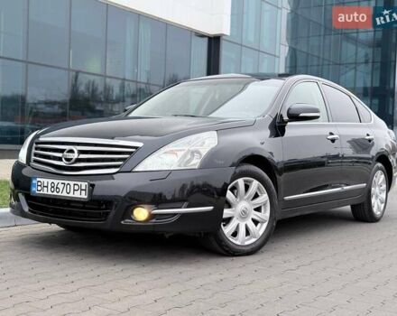 Черный Ниссан Теана, объемом двигателя 2.5 л и пробегом 197 тыс. км за 6999 $, фото 2 на Automoto.ua