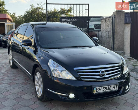 Чорний Ніссан Теана, об'ємом двигуна 2.5 л та пробігом 174 тис. км за 7799 $, фото 2 на Automoto.ua