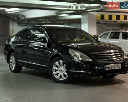 Чорний Ніссан Теана, об'ємом двигуна 2.5 л та пробігом 170 тис. км за 6600 $, фото 1 на Automoto.ua