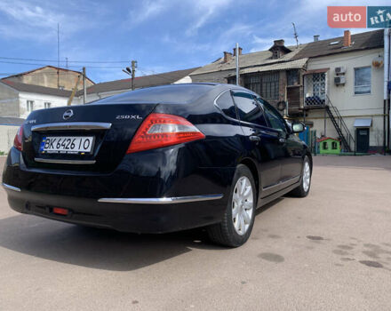 Черный Ниссан Теана, объемом двигателя 2.5 л и пробегом 276 тыс. км за 6750 $, фото 5 на Automoto.ua