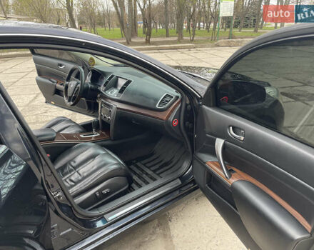 Черный Ниссан Теана, объемом двигателя 3.5 л и пробегом 298 тыс. км за 8200 $, фото 18 на Automoto.ua