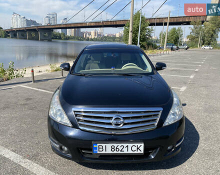 Черный Ниссан Теана, объемом двигателя 3.5 л и пробегом 215 тыс. км за 8000 $, фото 1 на Automoto.ua