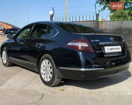 Чорний Ніссан Теана, об'ємом двигуна 2.5 л та пробігом 233 тис. км за 8890 $, фото 6 на Automoto.ua