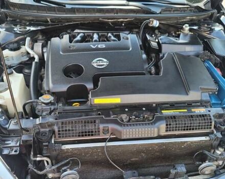 Черный Ниссан Теана, объемом двигателя 3.5 л и пробегом 175 тыс. км за 10300 $, фото 50 на Automoto.ua