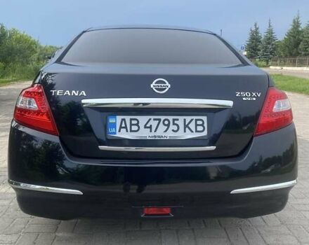 Чорний Ніссан Теана, об'ємом двигуна 2.5 л та пробігом 210 тис. км за 8800 $, фото 5 на Automoto.ua