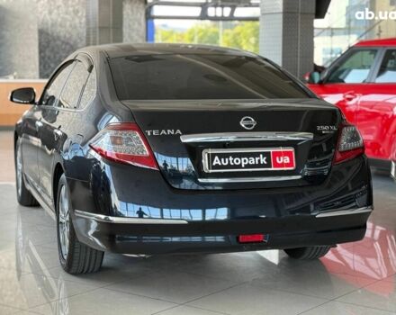Черный Ниссан Теана, объемом двигателя 2.5 л и пробегом 260 тыс. км за 9490 $, фото 5 на Automoto.ua