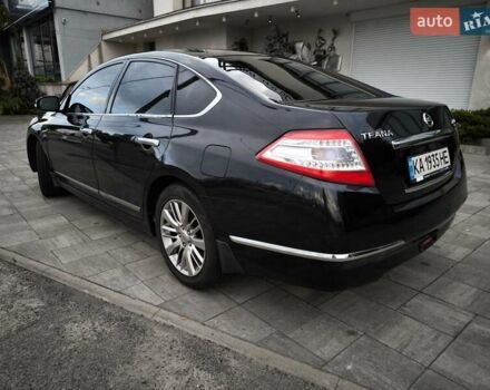 Черный Ниссан Теана, объемом двигателя 2.5 л и пробегом 200 тыс. км за 7700 $, фото 1 на Automoto.ua