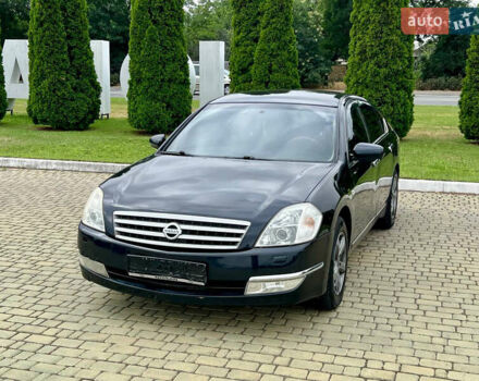 Черный Ниссан Теана, объемом двигателя 2.3 л и пробегом 220 тыс. км за 3750 $, фото 1 на Automoto.ua